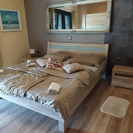 Apartment With A Parking Space - Donja, Rab - 22866